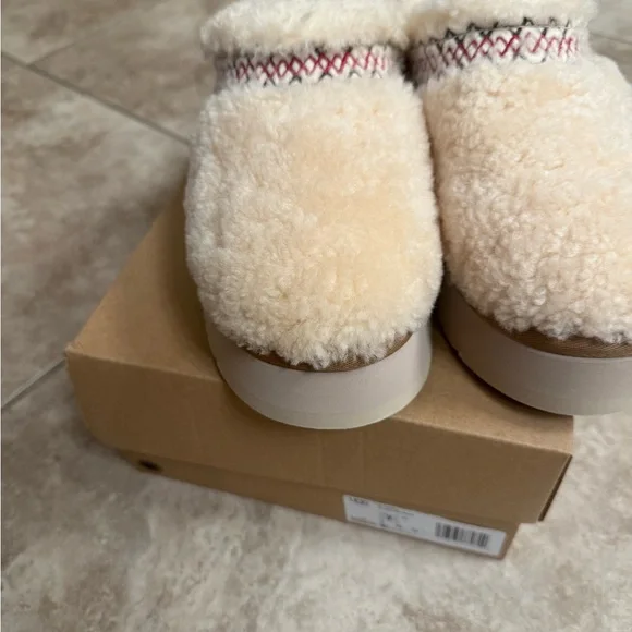BNIB UGG Tazz Braid - Picture 10 of 11